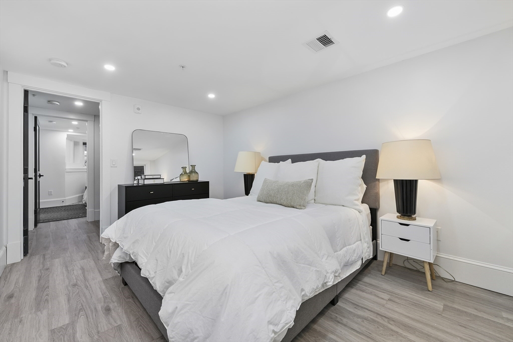 3 bed, 3 bath apartment for rent at 28 Telegraph St Unit 1, South Boston — photo 18 of 29