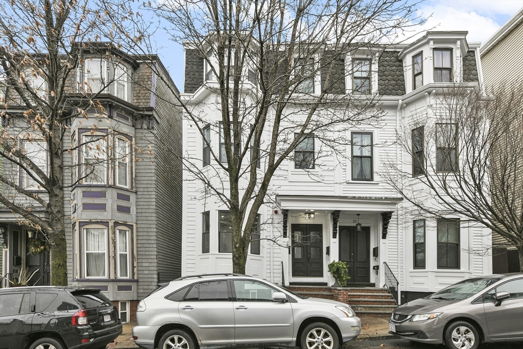 3 bed, 3 bath apartment for rent at 28 Telegraph St Unit 1, South Boston — photo 28 of 29