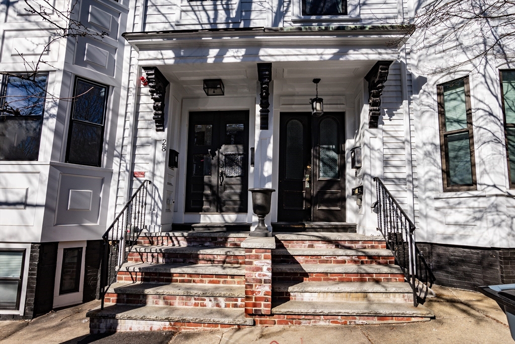 3 bed, 2.5 bath apartment for rent at 28 Telegraph St Unit 2, South Boston — photo 33 of 33