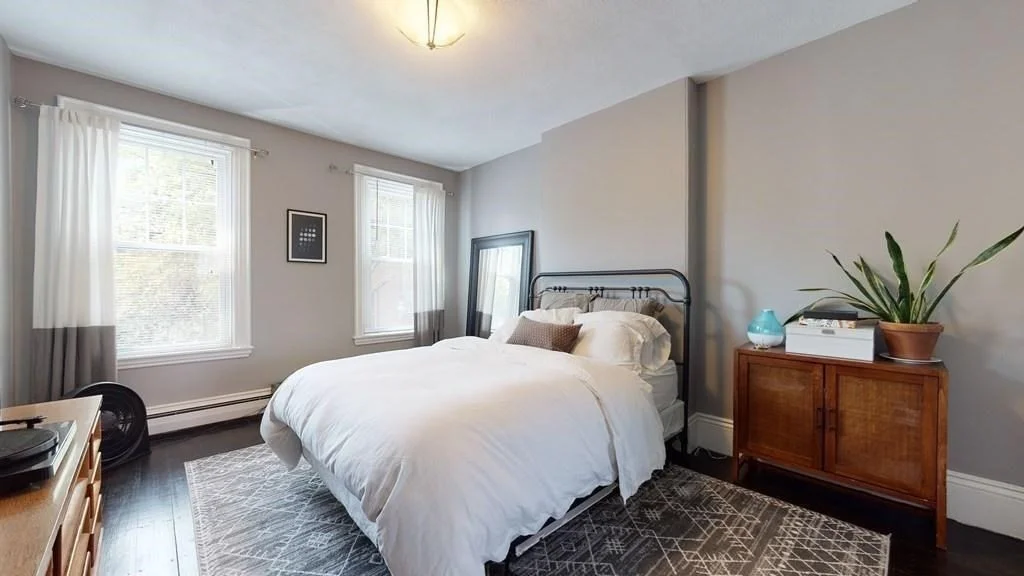 2 bed, 1 bath apartment for rent at 28 Tremont St Unit 2, Charlestown