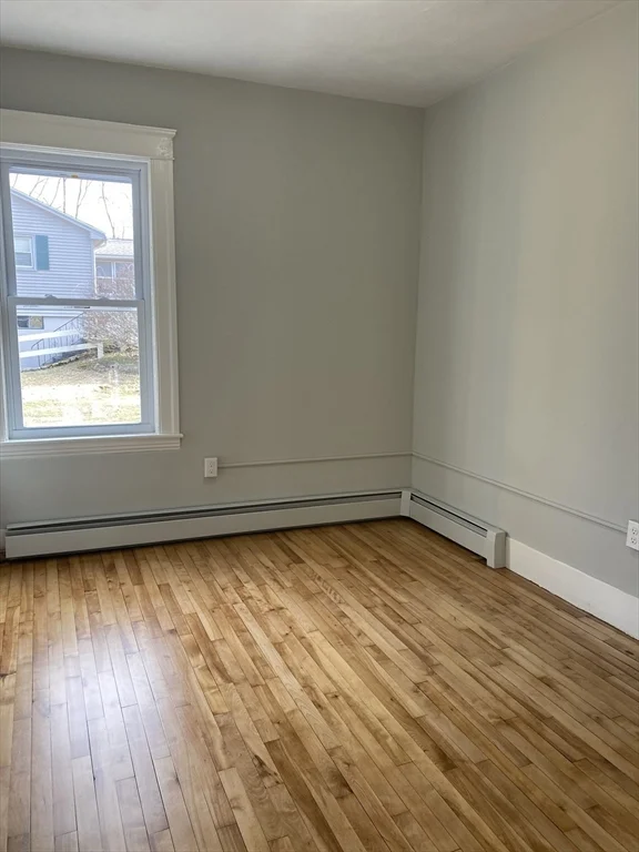 3 bed, 1 bath apartment for rent at 28 Villa Rd Unit 1, Shrewsbury — photo 7 of 14