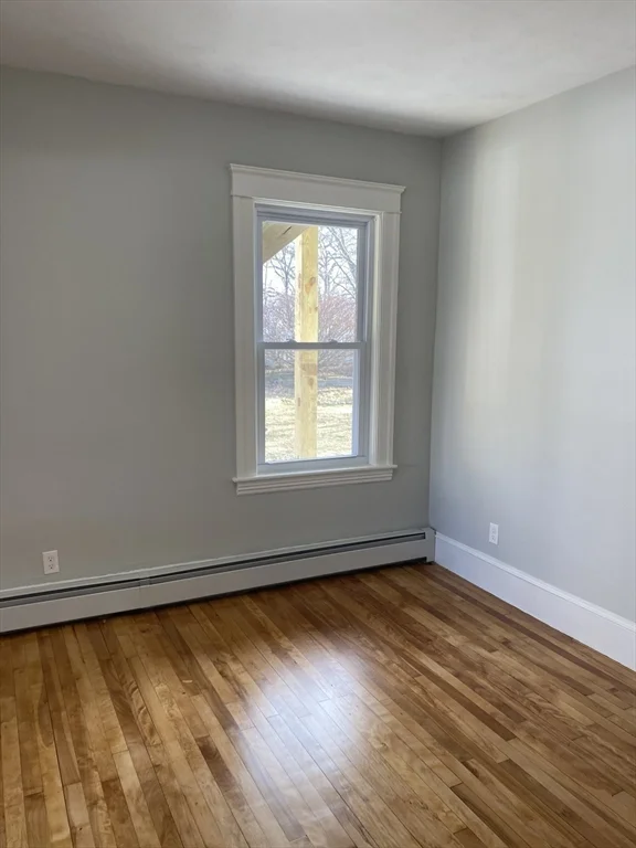 3 bed, 1 bath apartment for rent at 28 Villa Rd Unit 1, Shrewsbury — photo 6 of 14
