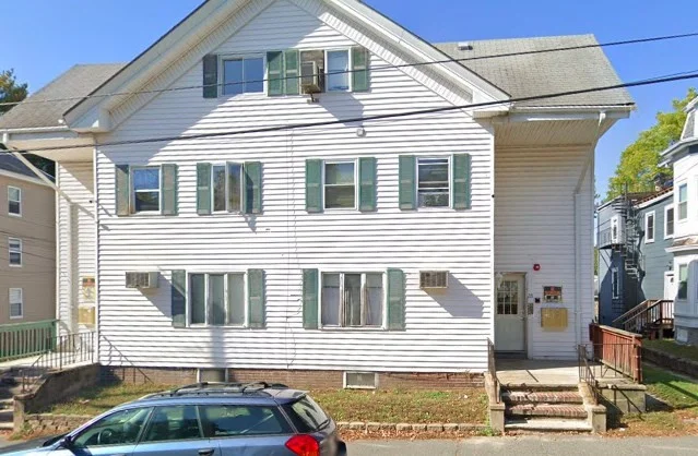 1 bed, 1 bath apartment for rent at 28 Vine St Unit 301, Haverhill