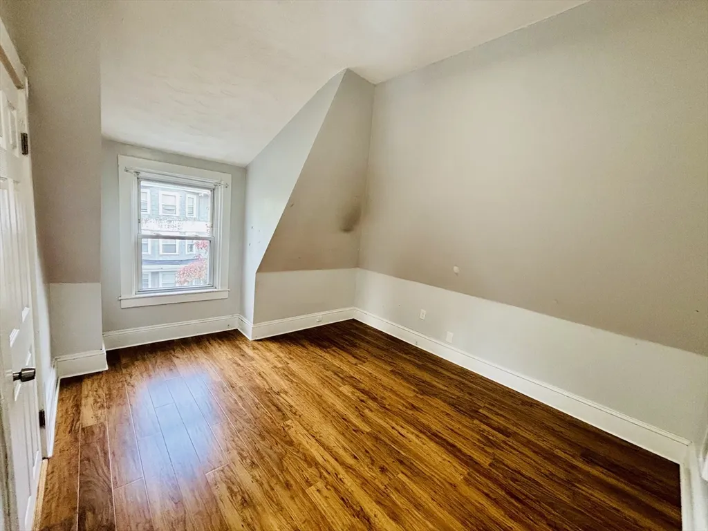 3 bed, 1 bath apartment for rent at 28 Wabon Unit 2, Roxbury — photo 8 of 11