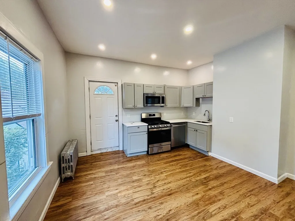 3 bed, 1 bath apartment for rent at 28 Wabon Unit 2, Roxbury — photo 1 of 11