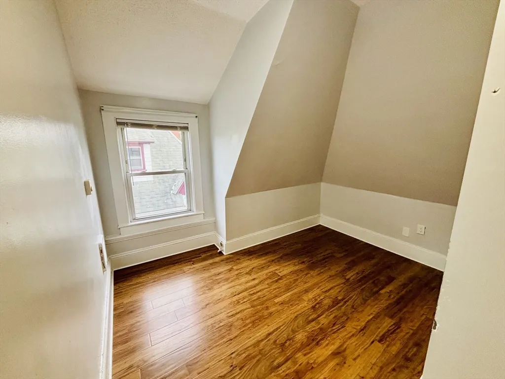 3 bed, 1 bath apartment for rent at 28 Wabon Unit 2, Roxbury — photo 7 of 11