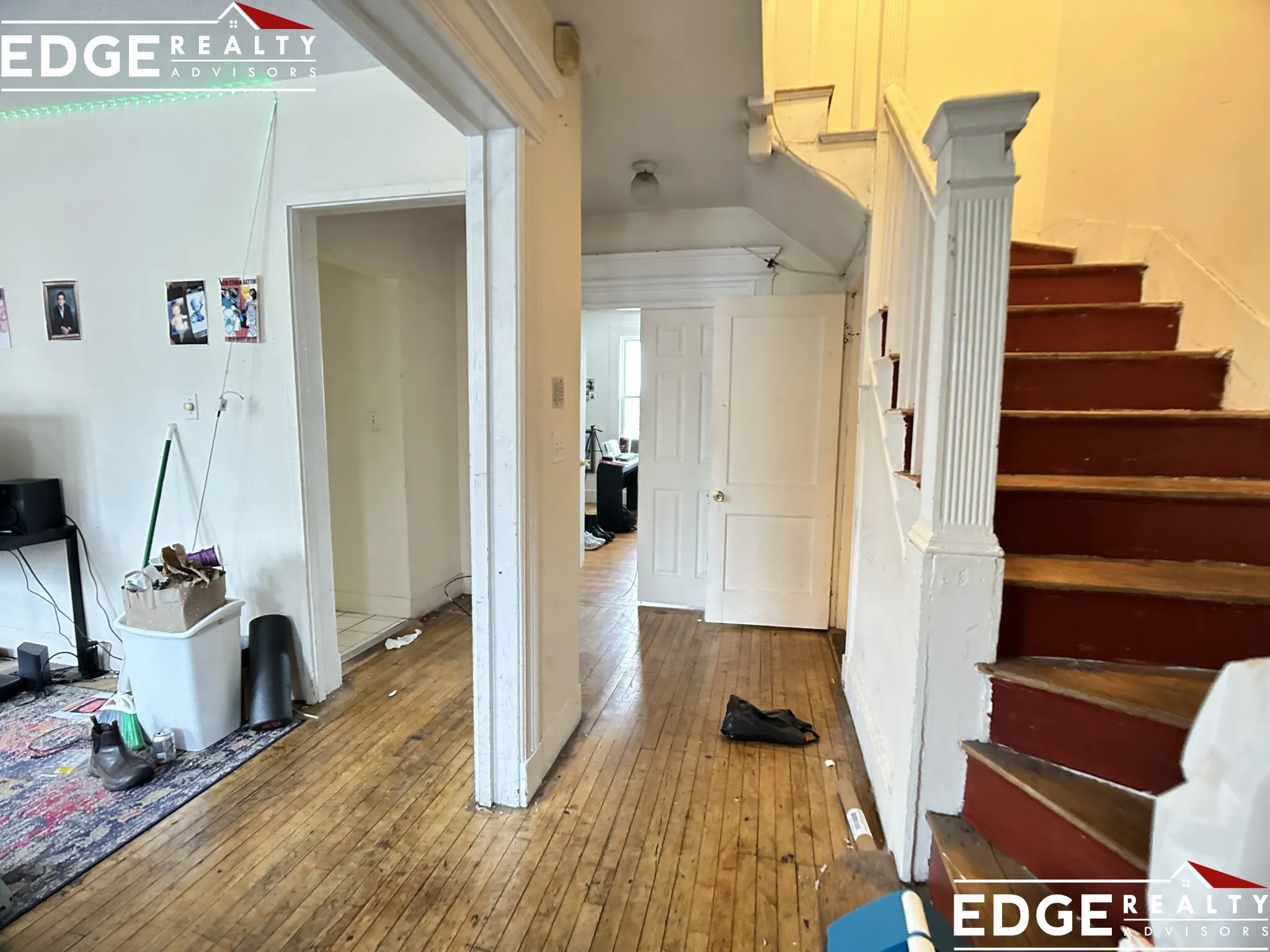 6 bed, 3 bath apartment for rent at 28 Wadsworth St Unit 1, Allston — photo 3 of 12