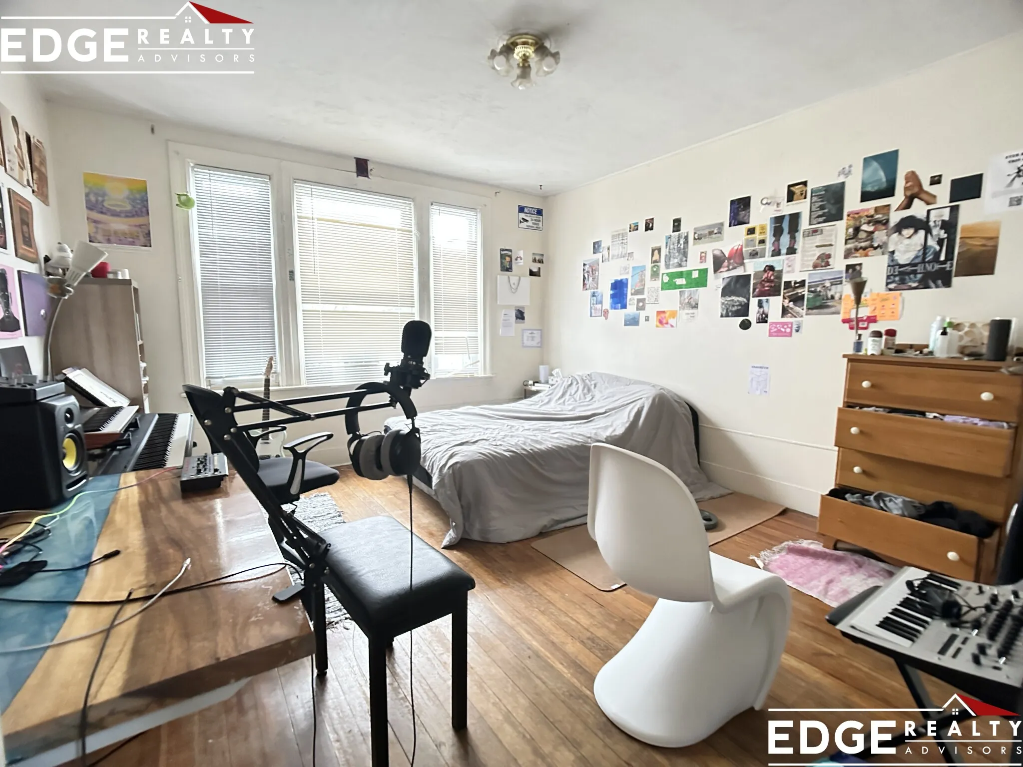 6 bed, 3 bath apartment for rent at 28 Wadsworth St Unit 1, Allston — photo 11 of 12