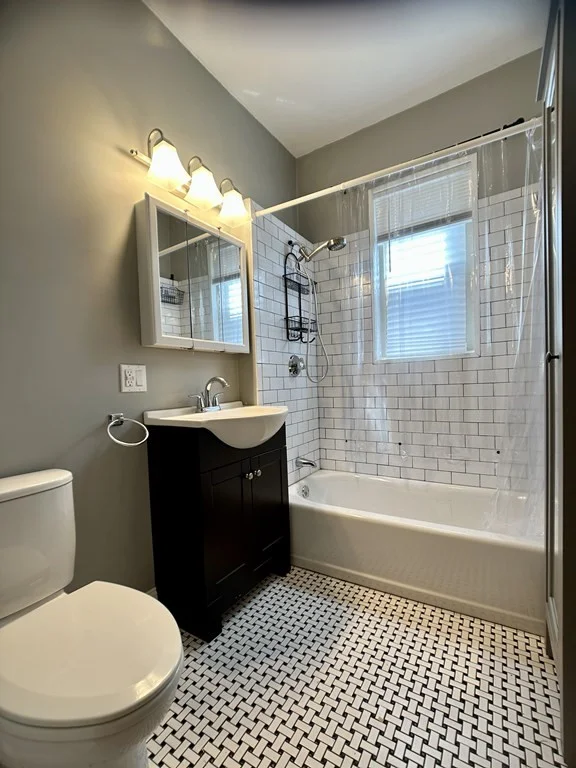 2 bed, 1 bath apartment for rent at 28 Weld Hill St Unit 1, Jamaica Plain — photo 12 of 14