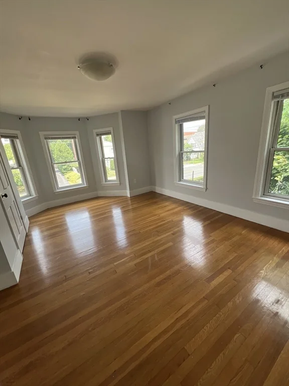 3 bed, 2 bath apartment for rent at 28 West Central Unit 2, Natick — photo 10 of 17