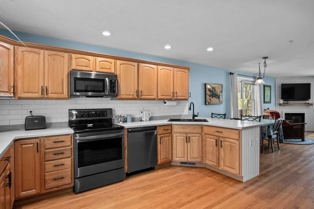 3 bed, 2 bath apartment for rent at 28 West St Unit 4A, Ayer — photo 9 of 22