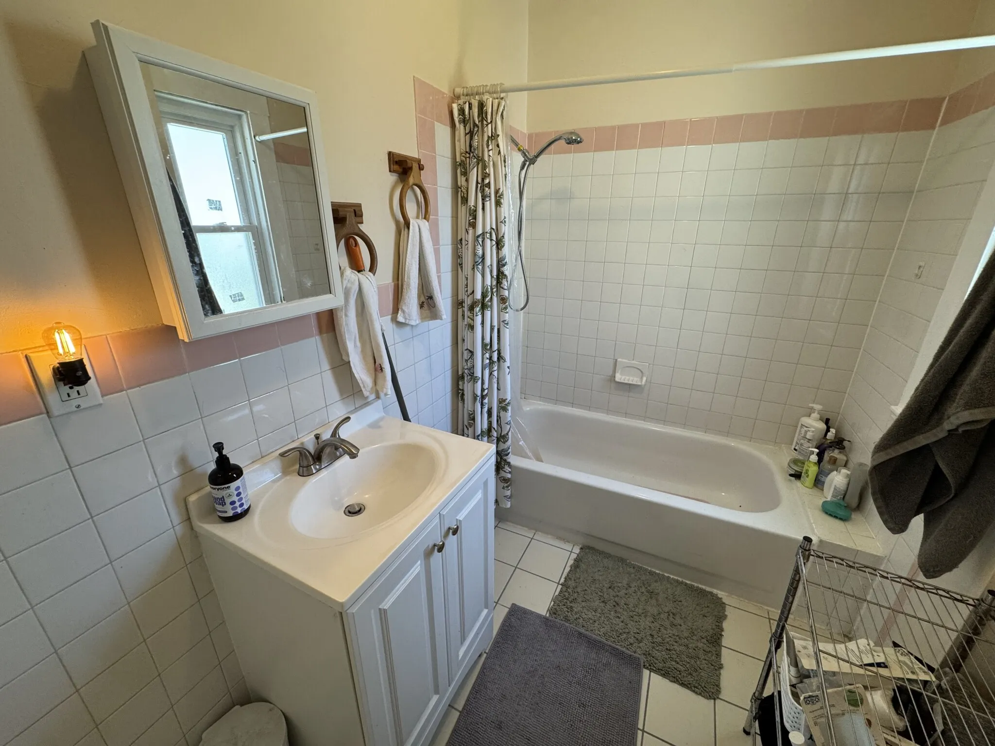2 bed, 1 bath apartment for rent at 28 Westford St Unit 2, Lower Allston — photo 14 of 27