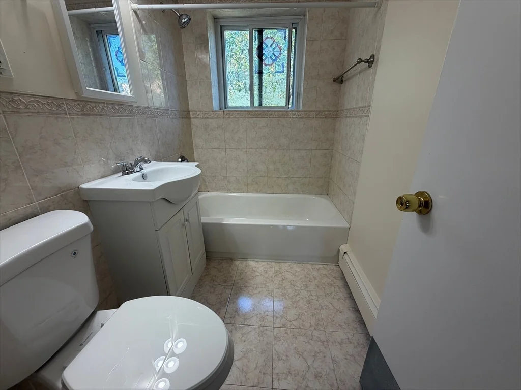 1 bed, 1 bath apartment for rent at 28 Westgate Rd Unit 5, West Roxbury — photo 16 of 19