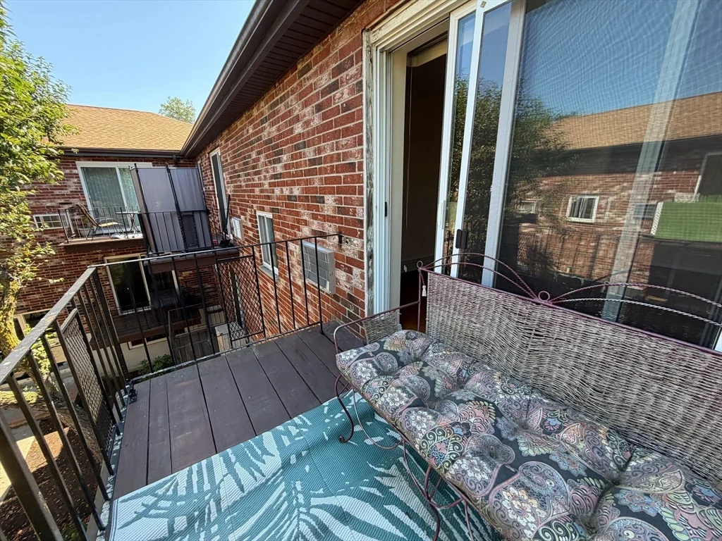 1 bed, 1 bath apartment for rent at 28 Westgate Rd Unit 5, West Roxbury — photo 19 of 19