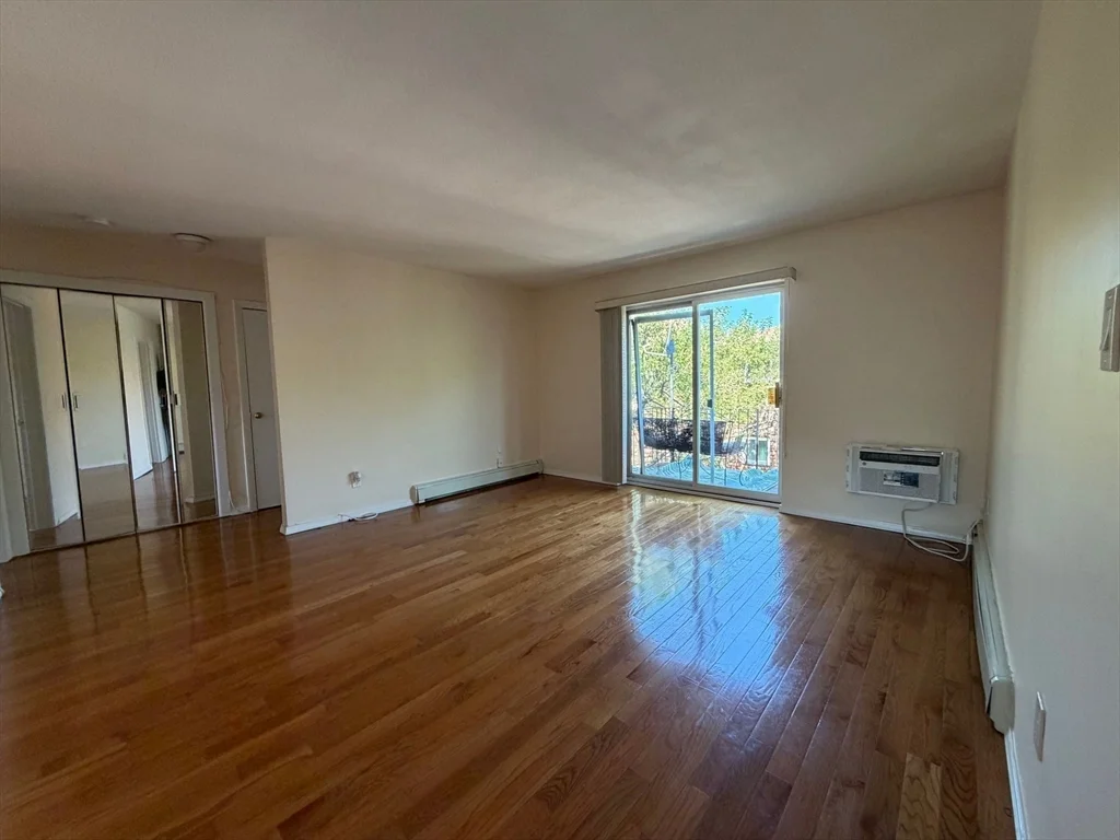 1 bed, 1 bath apartment for rent at 28 Westgate Rd Unit 5, West Roxbury — photo 6 of 19