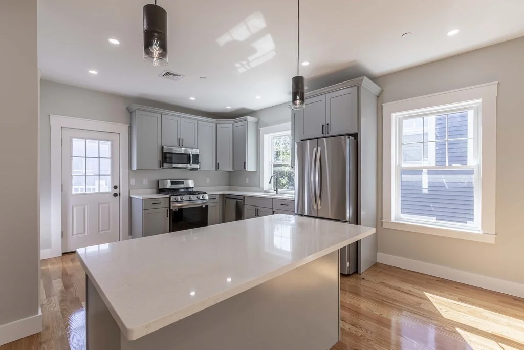 3 bed, 2 bath apartment for rent at 28 Wildwood St Unit 2, Dorchester — photo 7 of 32