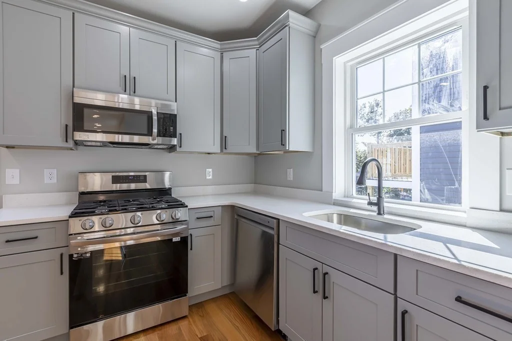 3 bed, 2 bath apartment for rent at 28 Wildwood St Unit 2, Dorchester — photo 6 of 32