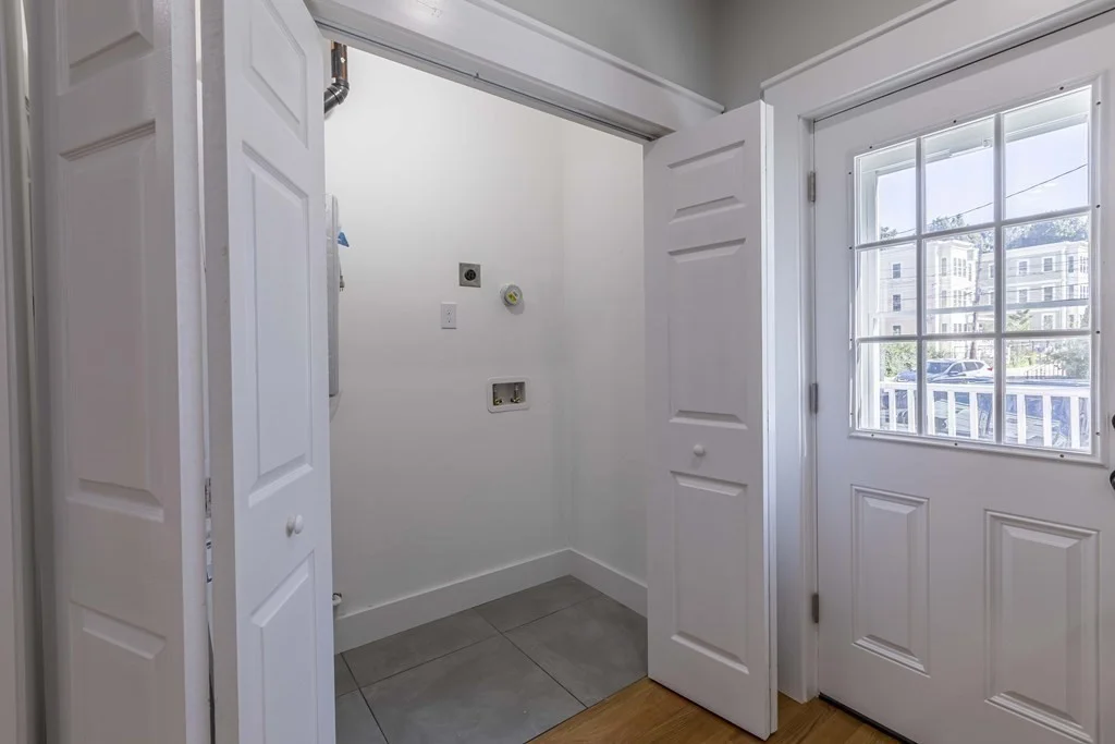 1 bed, 1 bath apartment for rent at 28 Wildwood St Unit 4, Dorchester — photo 13 of 17