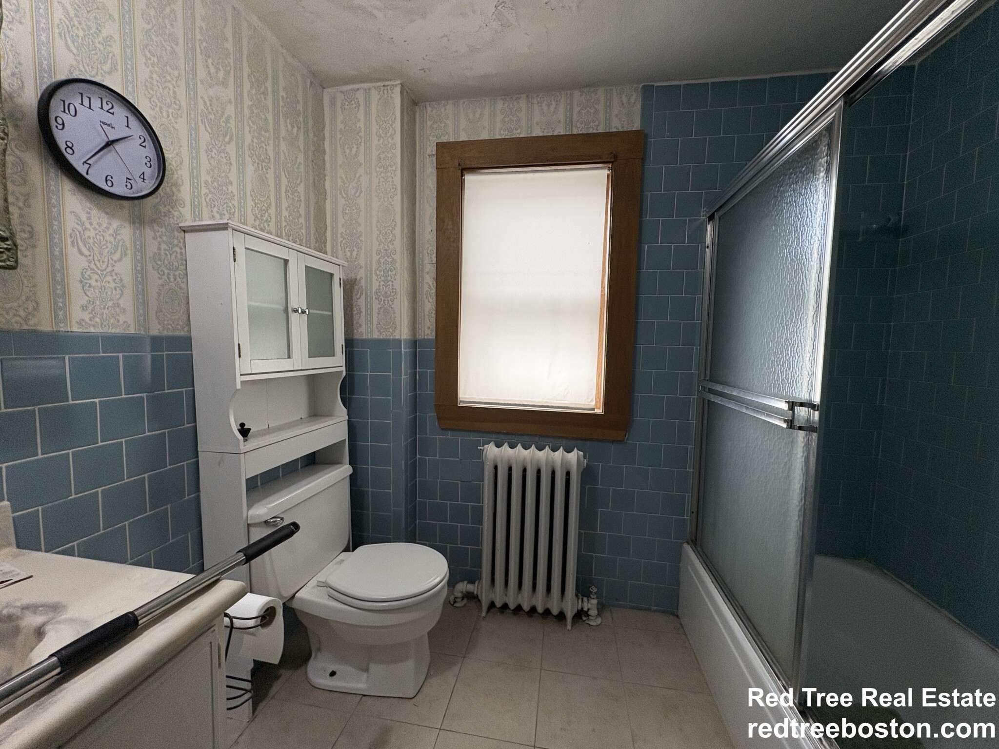 3 bed, 2 bath apartment for rent at 28 Woodward St Unit 2, Newton Highlands — photo 8 of 20