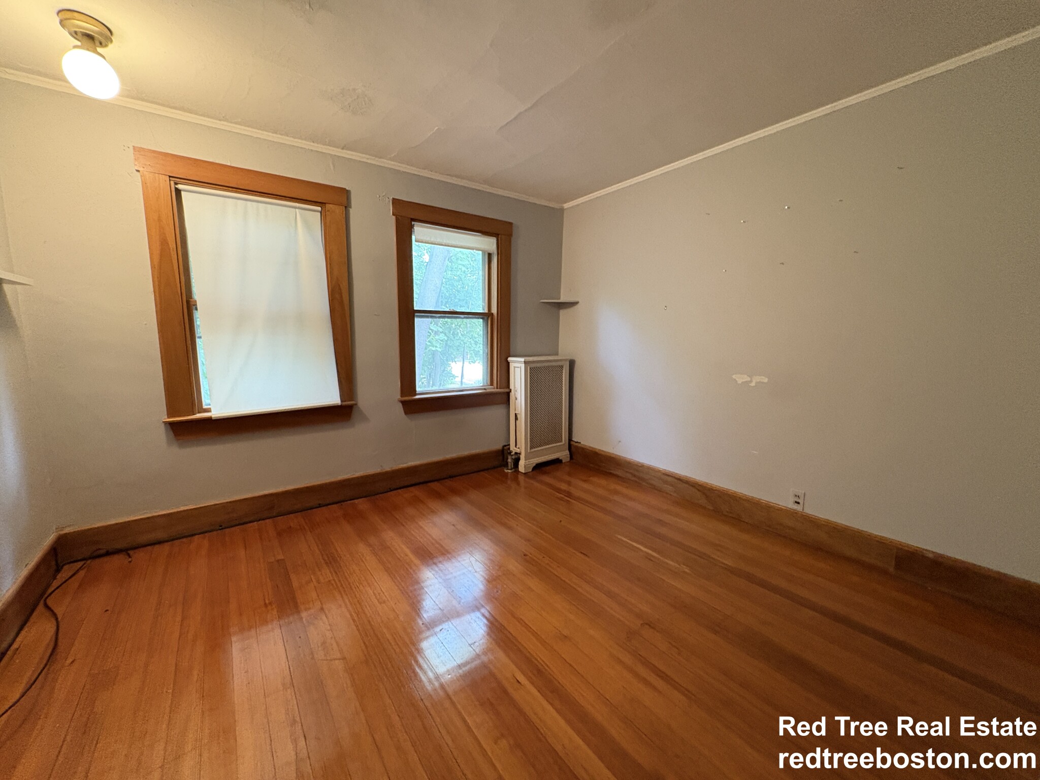 3 bed, 2 bath apartment for rent at 28 Woodward St Unit 2, Newton Highlands — photo 6 of 20