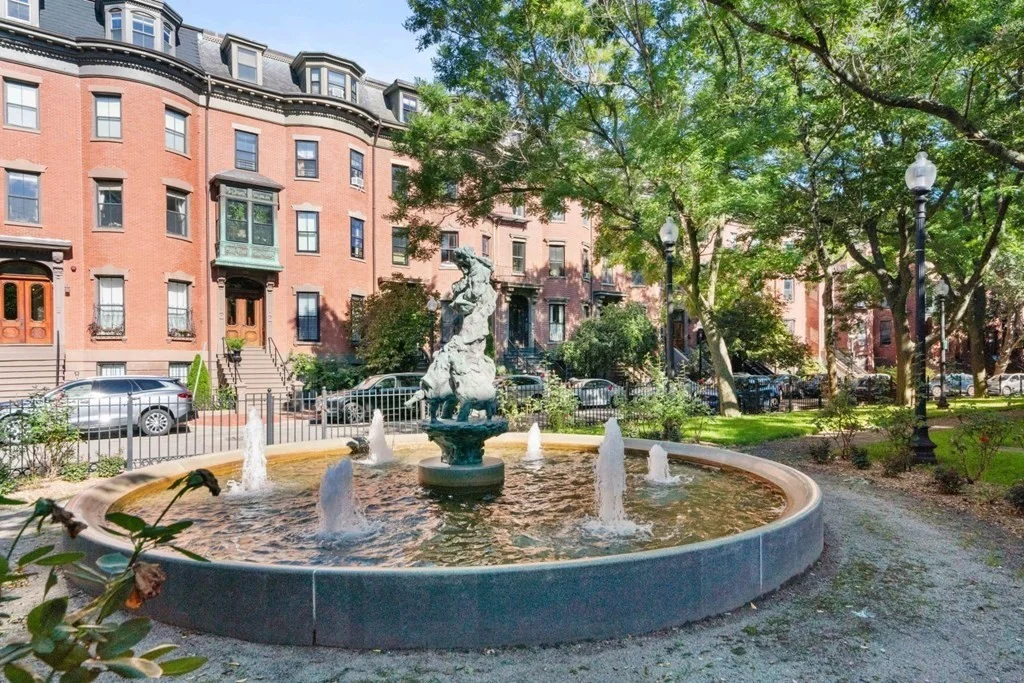 1 bed, 1 bath apartment for rent at 28 Worcester Sq Unit Unit 3, South End — photo 2 of 20
