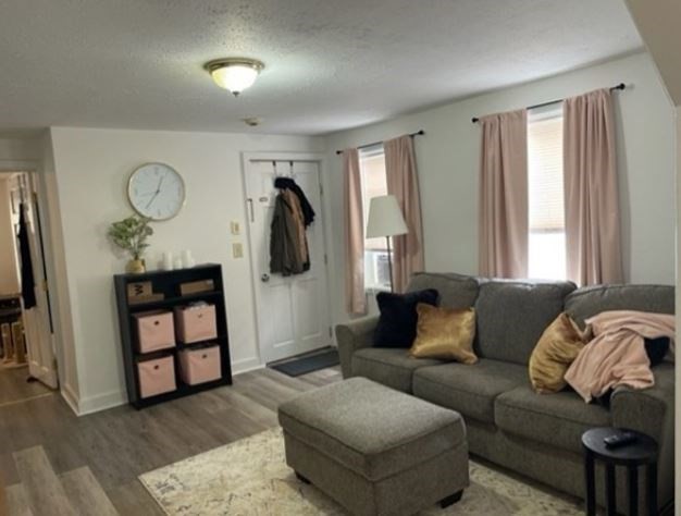 3 bed, 1 bath apartment for rent at 28 Wyman St Unit 2, Stoughton — photo 2 of 10