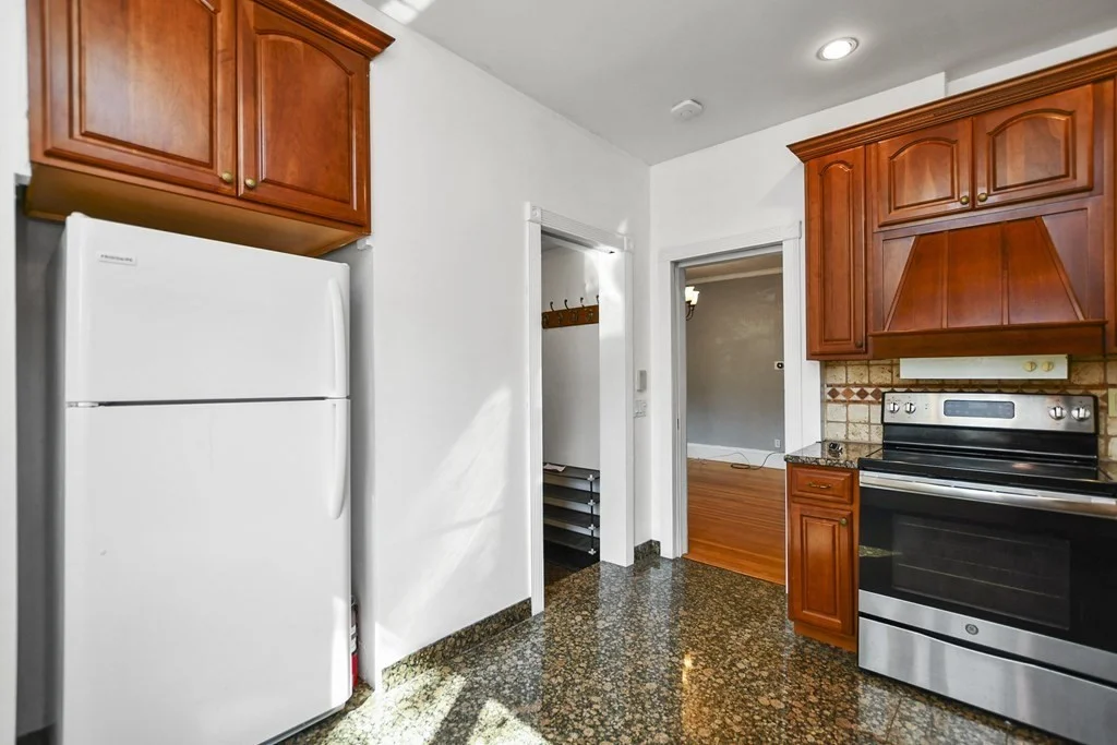 2 bed, 1 bath apartment for rent at 28 Wyoming Ave Unit 1, Malden — photo 12 of 39