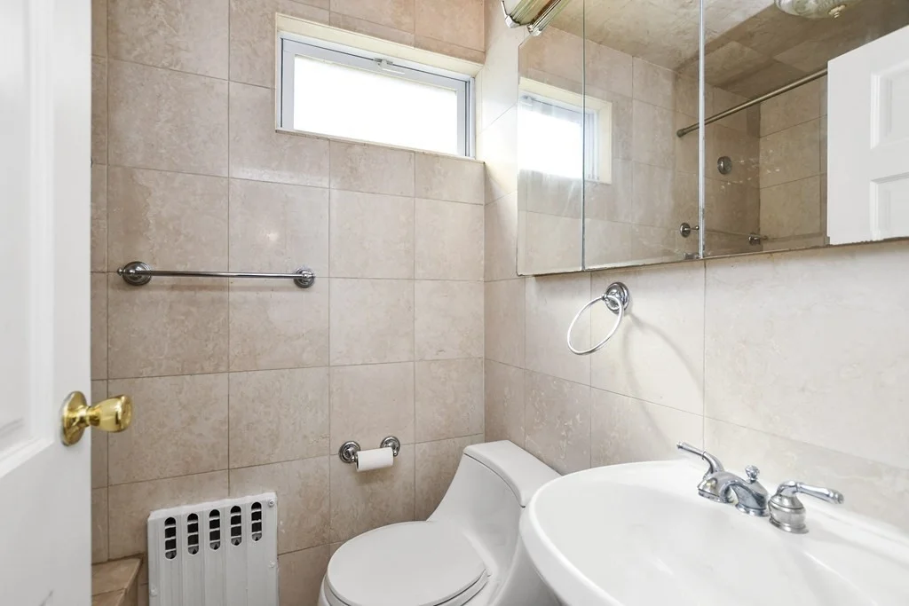 2 bed, 1 bath apartment for rent at 28 Wyoming Ave Unit 1, Malden — photo 35 of 39