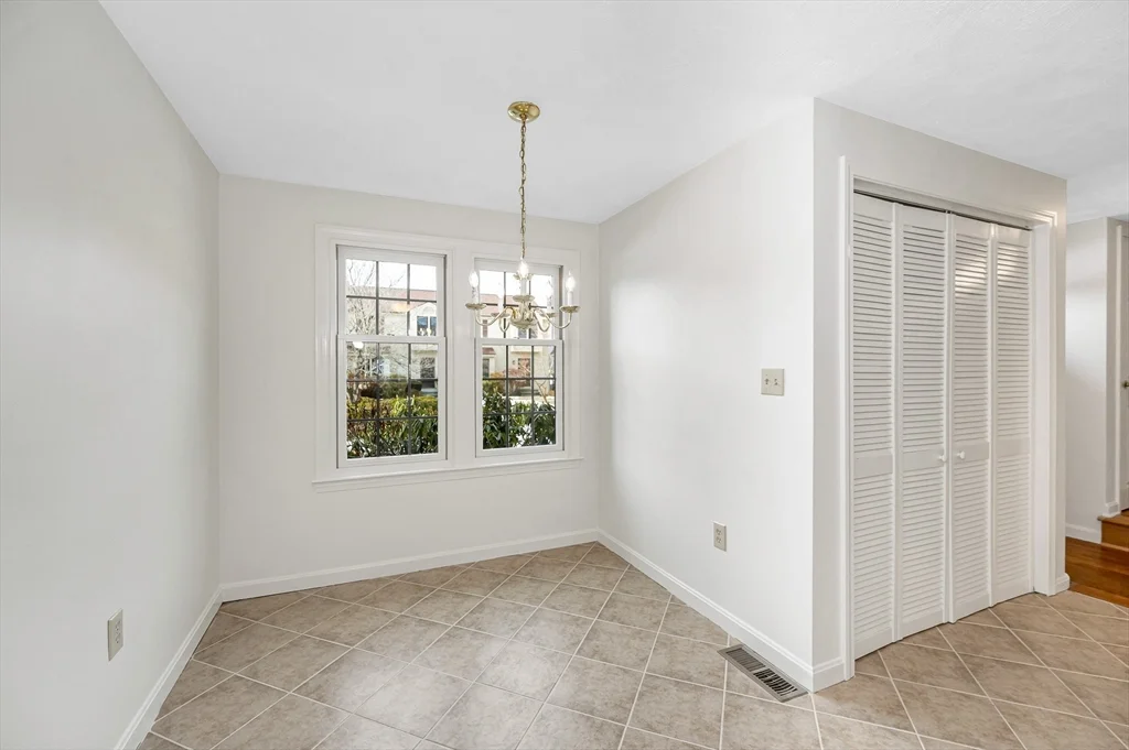 2 bed, 1 bath apartment for rent at 280 Apache Way Unit 280, Tewksbury — photo 7 of 29