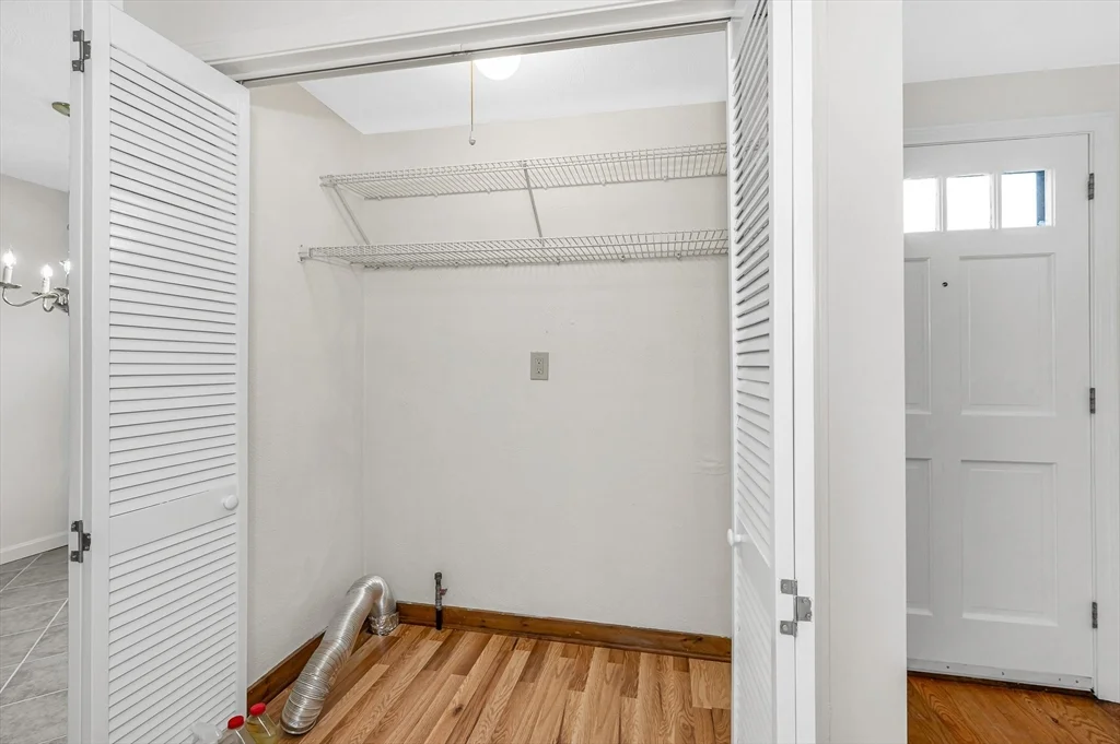 2 bed, 1 bath apartment for rent at 280 Apache Way Unit 280, Tewksbury — photo 4 of 29
