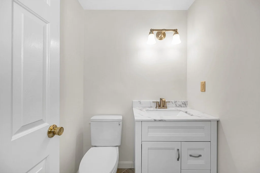 2 bed, 1 bath apartment for rent at 280 Apache Way Unit 280, Tewksbury — photo 5 of 29