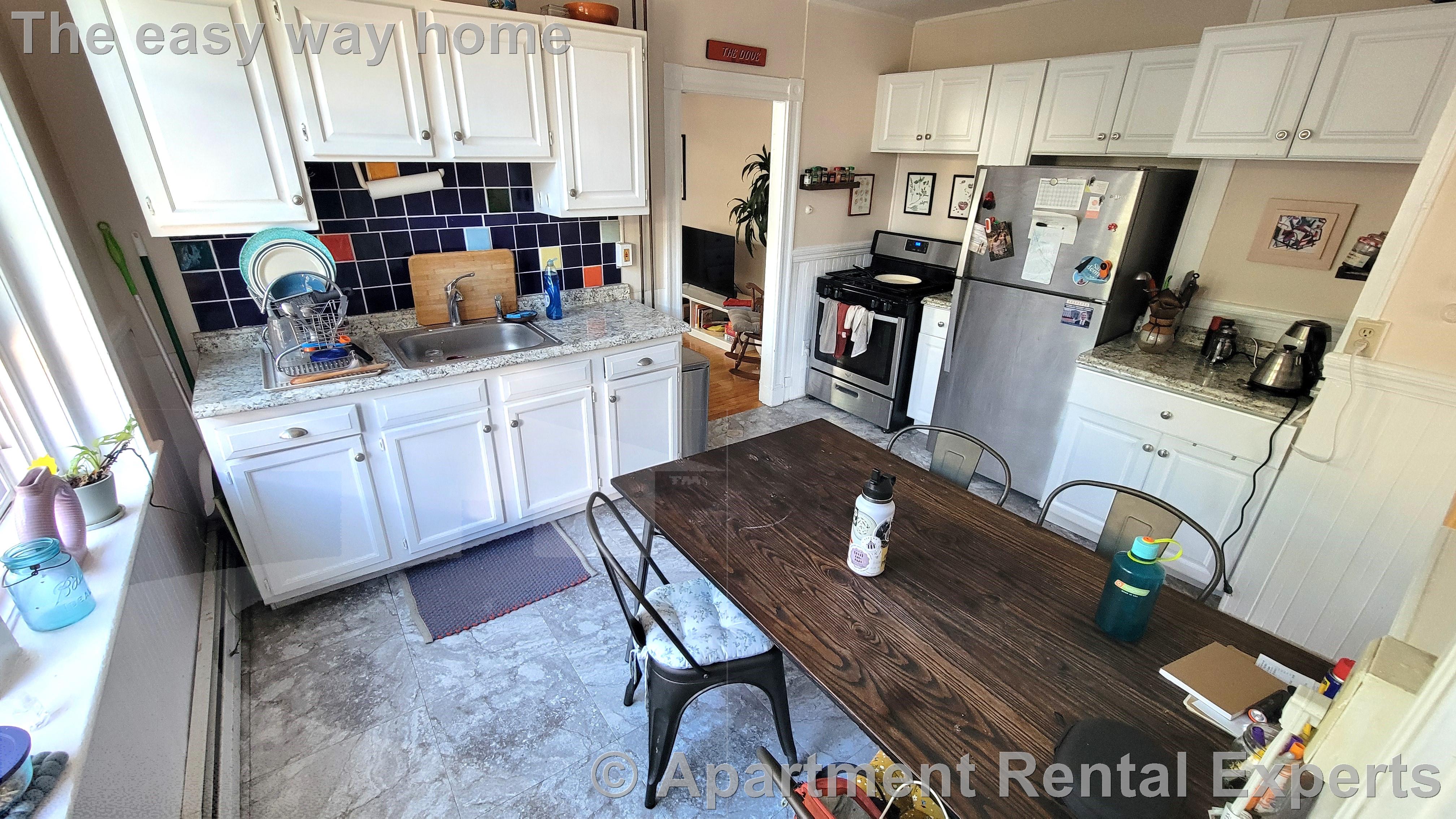 3 bed, 1 bath apartment for rent at 280 Brookline St Unit 3R, Cambridgeport — photo 1 of 7