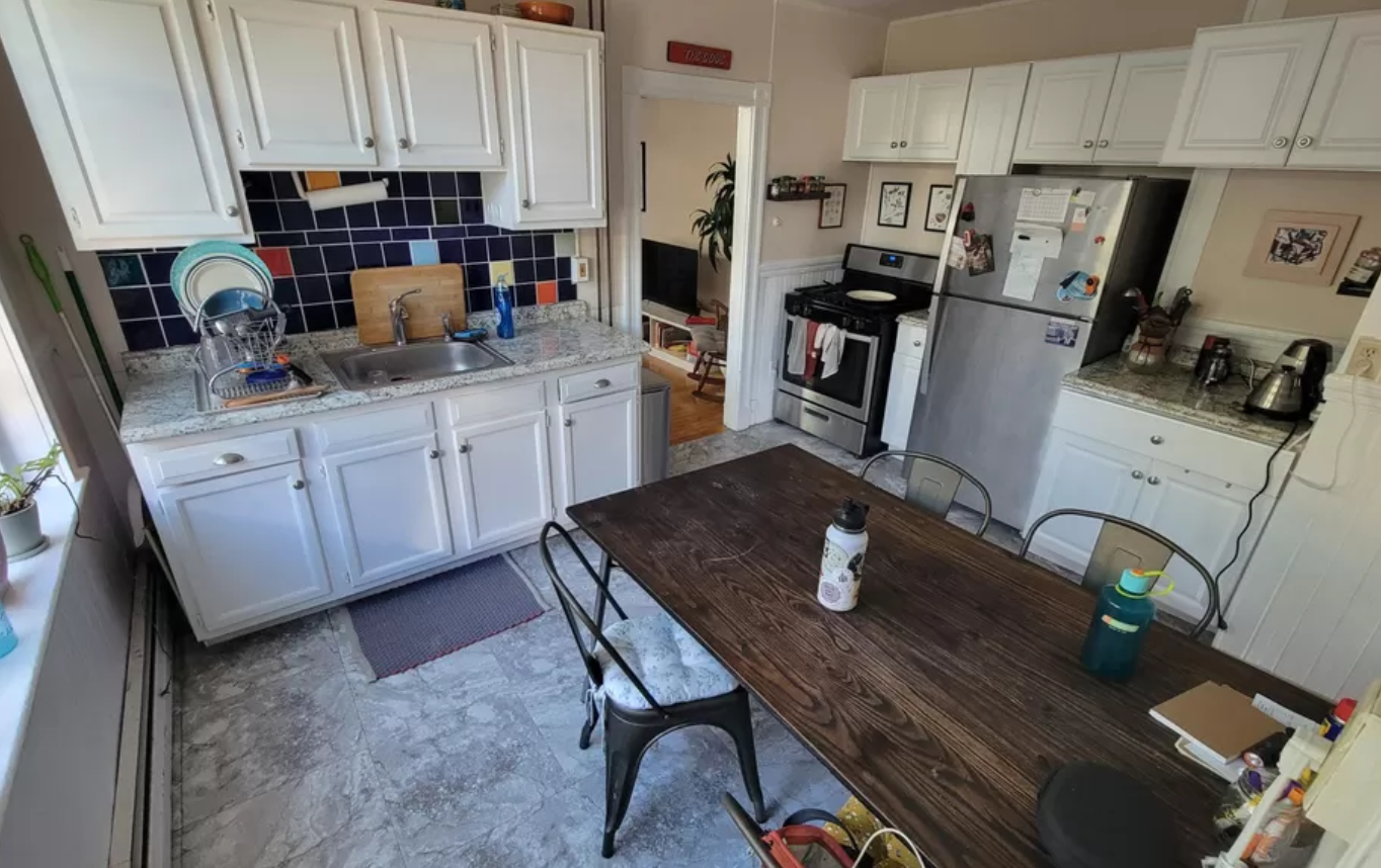 3 bed, 1 bath apartment for rent at 280 Brookline St Unit 3RR, Cambridgeport — photo 4 of 17