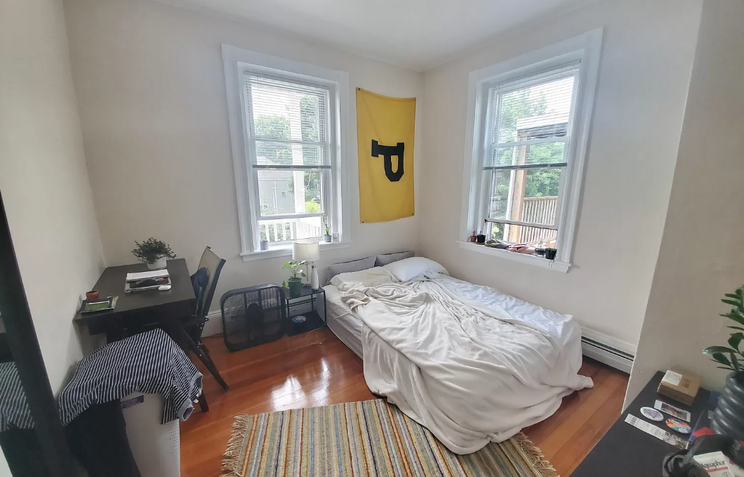 3 bed, 1 bath apartment for rent at 280 Brookline St Unit 3RR, Cambridgeport — photo 14 of 17