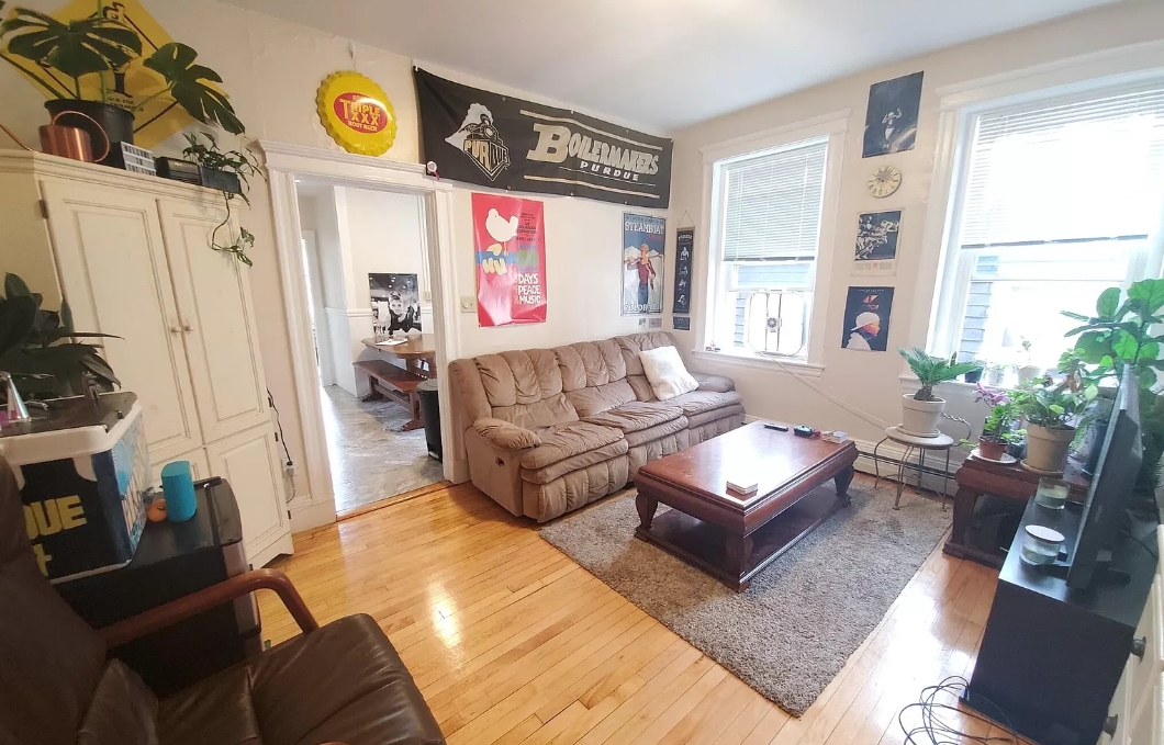 3 bed, 1 bath apartment for rent at 280 Brookline St Unit 3RR, Cambridgeport — photo 3 of 17