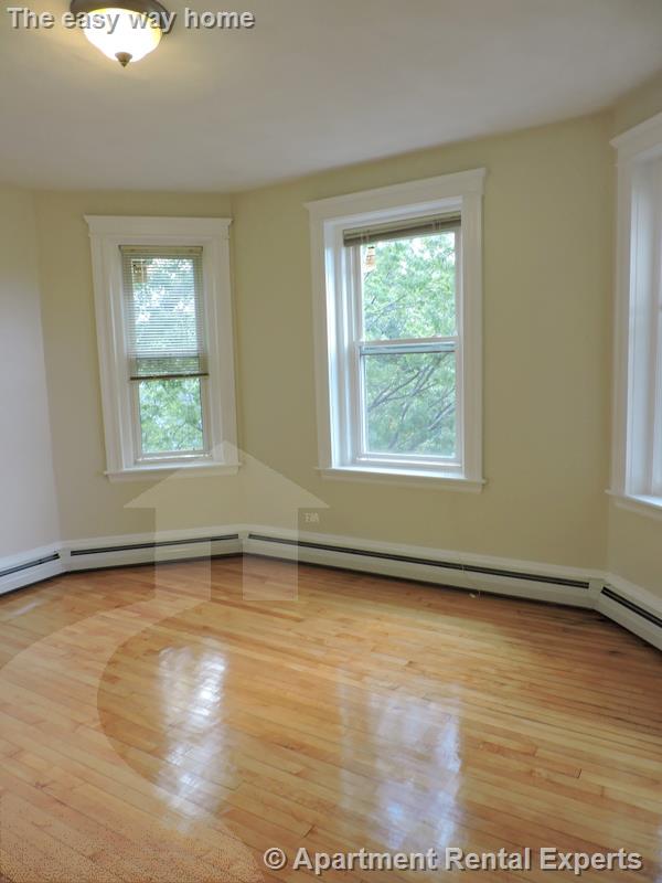 3 bed, 1 bath apartment for rent at 280 Brookline St Unit 4R, Cambridgeport — photo 2 of 14