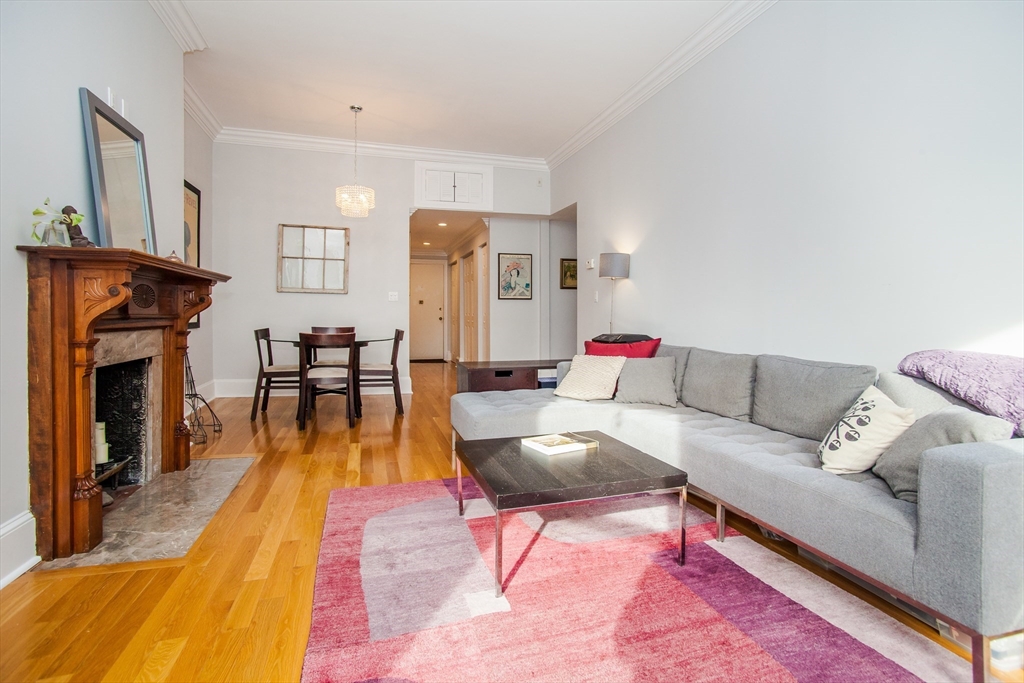 1 bed, 1 bath apartment for rent at 280 Commonwealth Ave Unit 302, Back Bay — photo 2 of 18