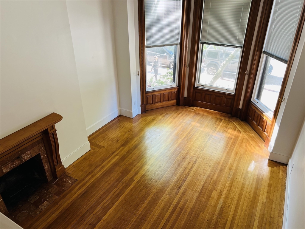 1 bed, 1 bath apartment for rent at 280 Commonwealth Unit 101, Back Bay — photo 10 of 15