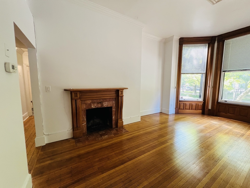 1 bed, 1 bath apartment for rent at 280 Commonwealth Unit 101, Back Bay — photo 5 of 15