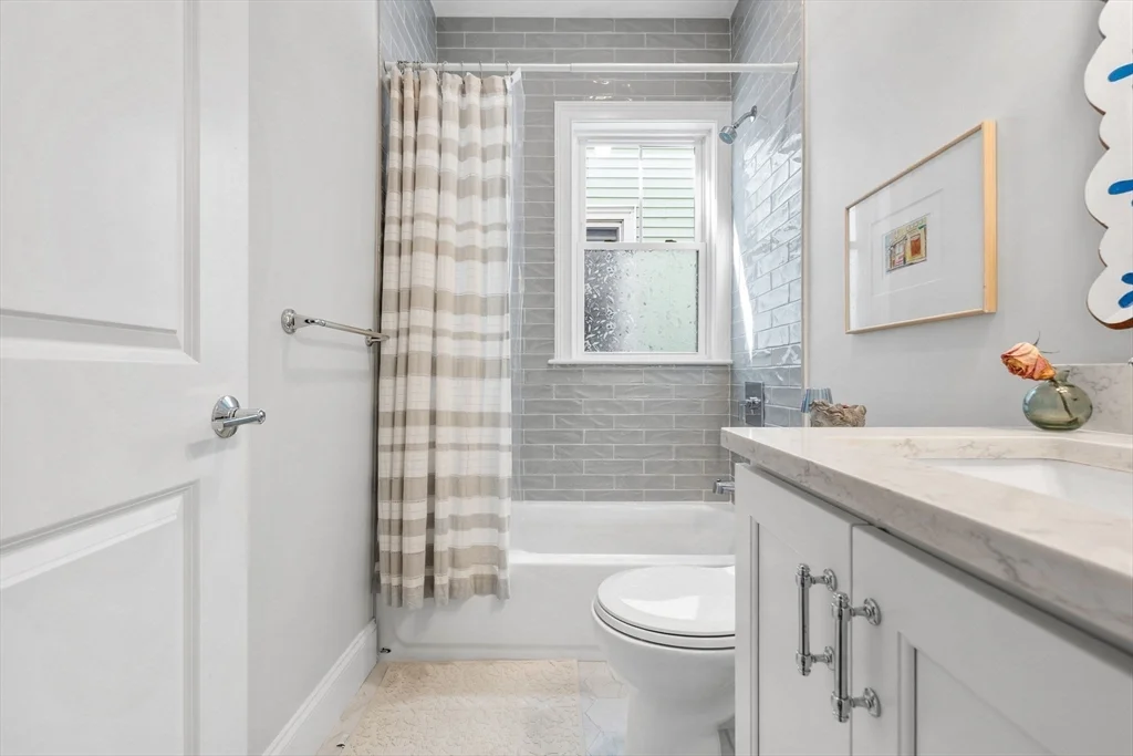 2 bed, 2 bath apartment for rent at 280 E Eagle Unit 3, East Boston — photo 17 of 21