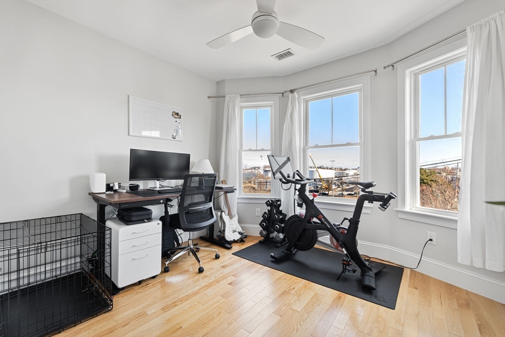 2 bed, 2 bath apartment for rent at 280 E Eagle Unit 4, East Boston — photo 13 of 19