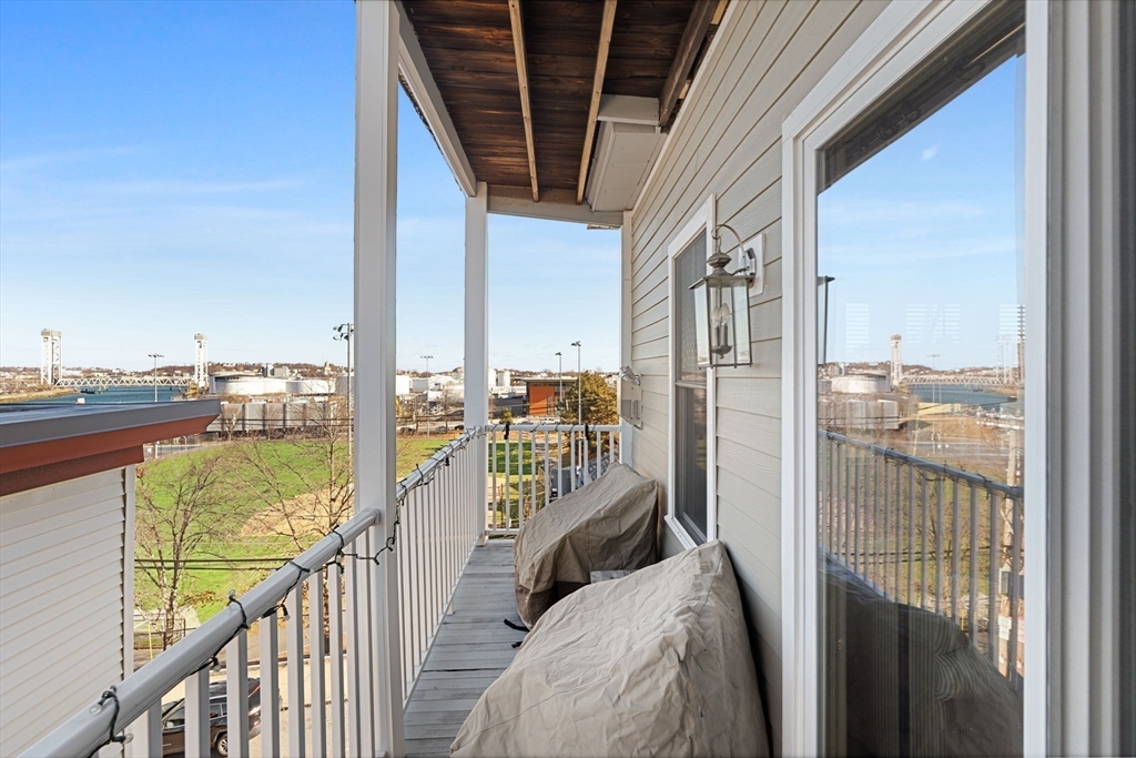 2 bed, 2 bath apartment for rent at 280 E Eagle Unit 4, East Boston — photo 17 of 19