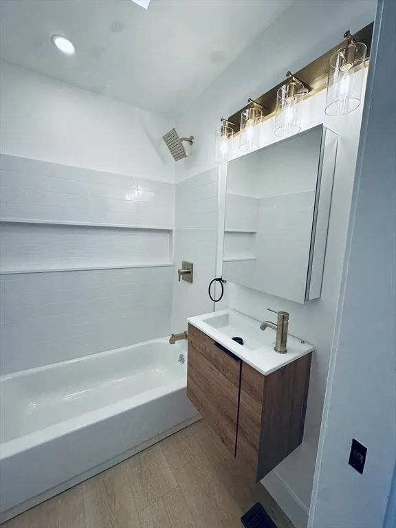 2 bed, 1 bath apartment for rent at 280 Endicott Ave Unit 2, Revere — photo 12 of 20