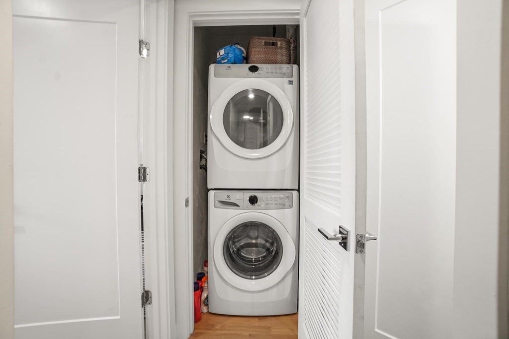 3 bed, 2 bath apartment for rent at 280 Gold St Unit 5, South Boston — photo 16 of 28