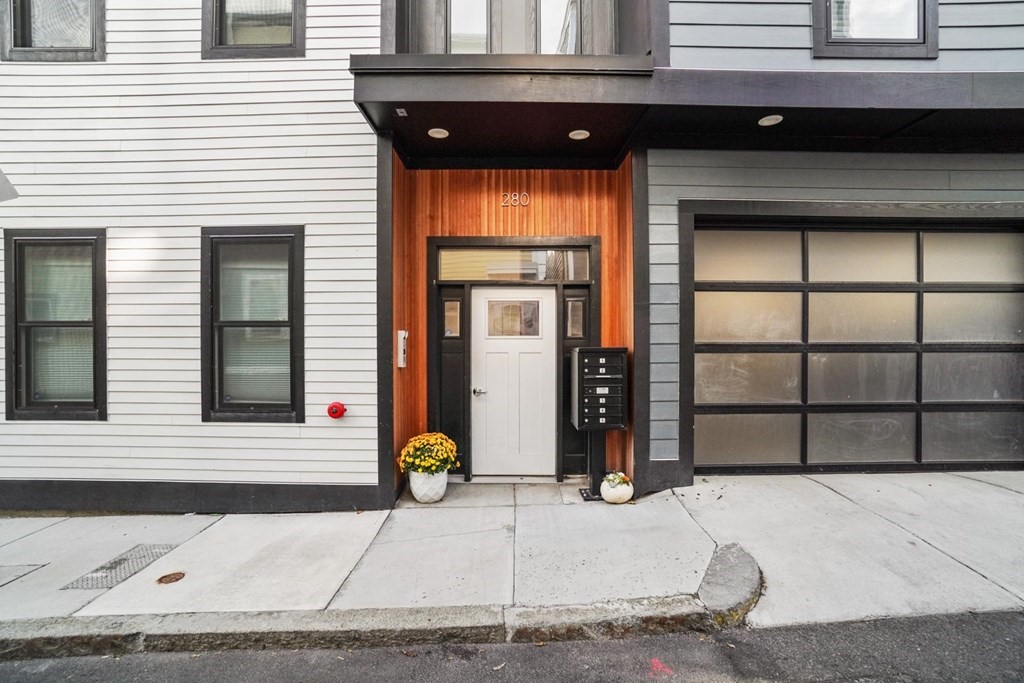 3 bed, 2 bath apartment for rent at 280 Gold St Unit 5, South Boston — photo 26 of 28