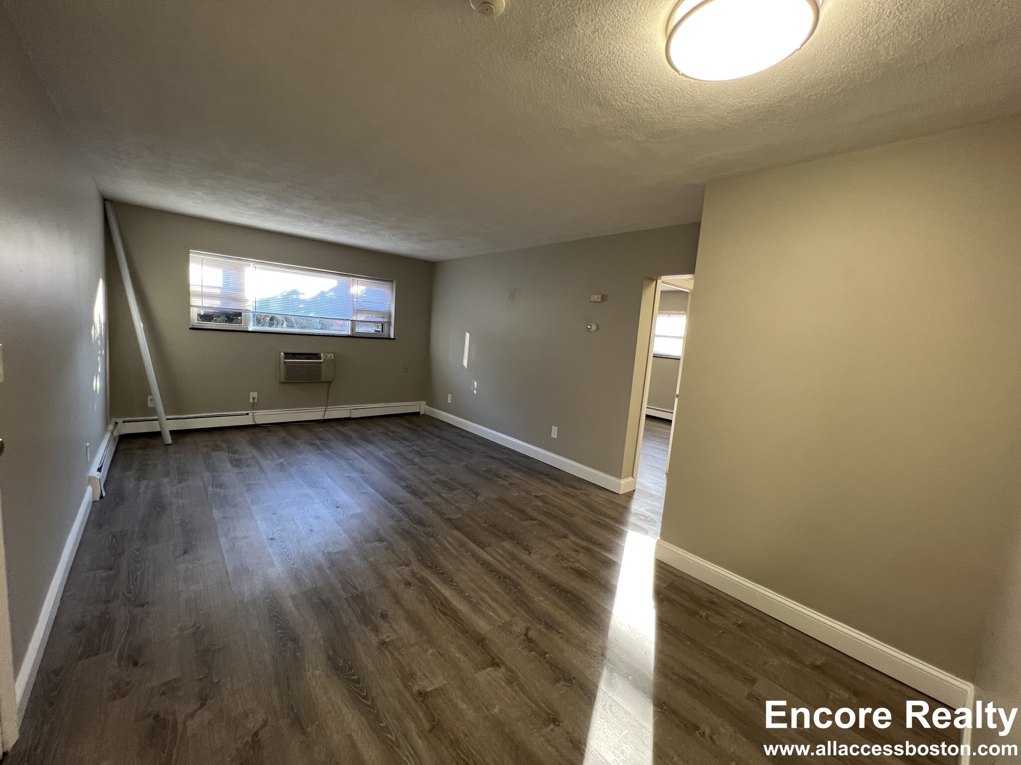2 bed, 1 bath apartment for rent at 280 Grove St Unit 1, Auburndale — photo 4 of 12