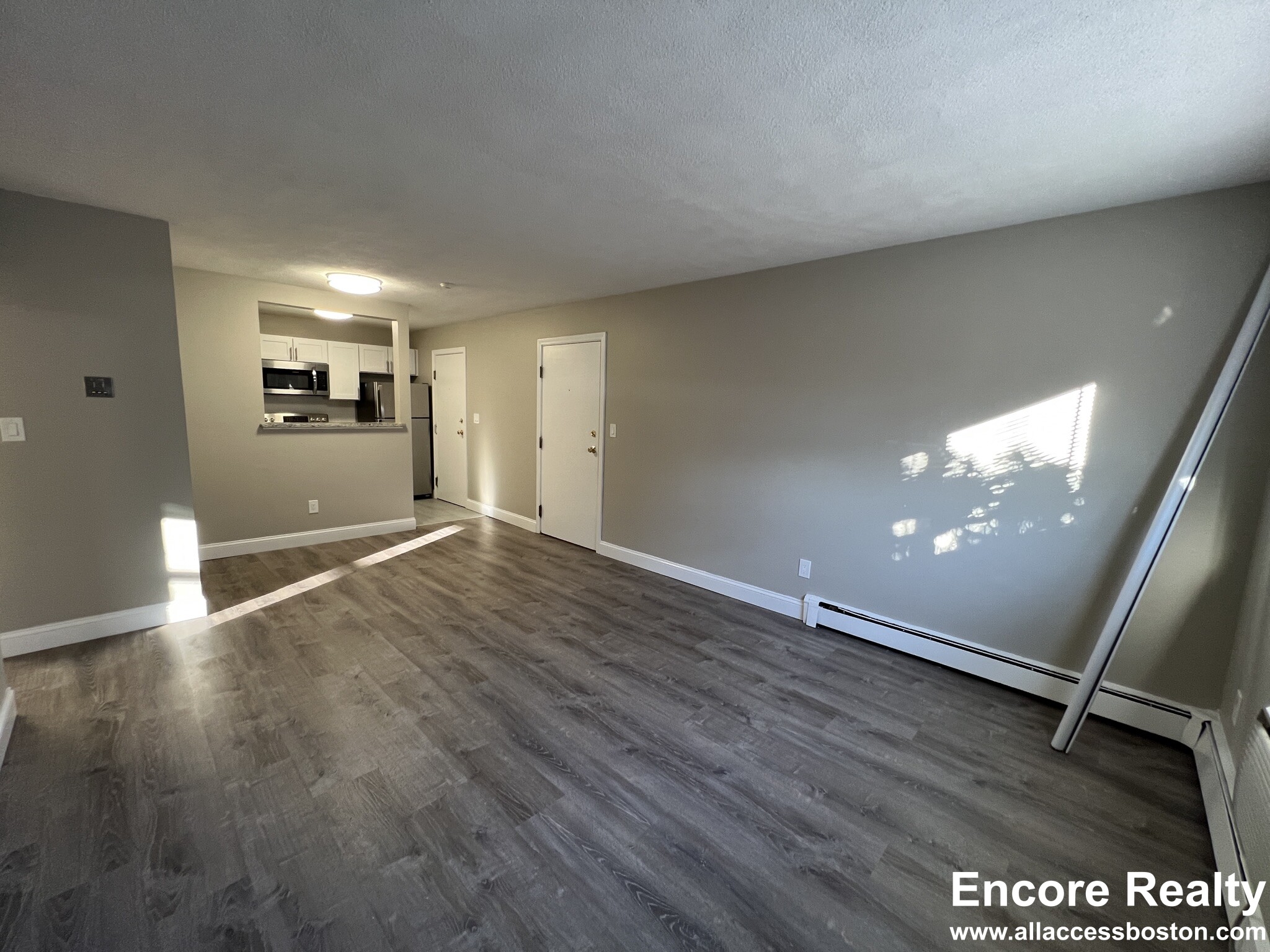 2 bed, 1 bath apartment for rent at 280 Grove St Unit 1, Auburndale — photo 5 of 12