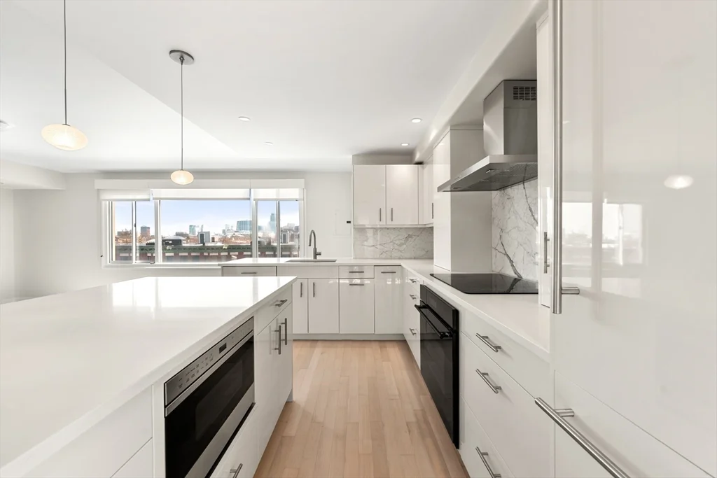 2 bed, 2 bath apartment for rent at 280 Harvard St Unit 5D, Harvard Square — photo 5 of 19