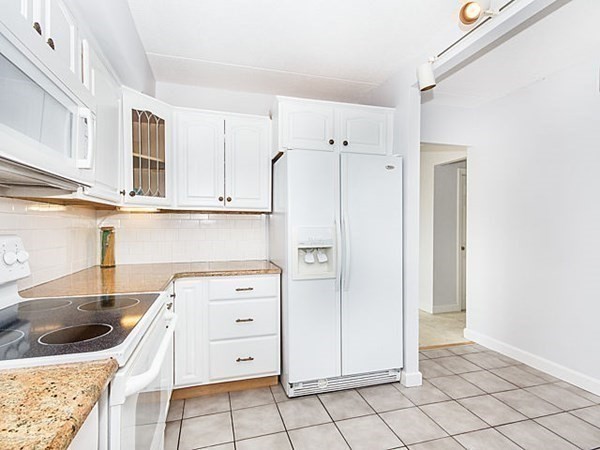 2 bed, 1 bath apartment for rent at 280 Harvard St Unit 6D, Central Square — photo 5 of 19