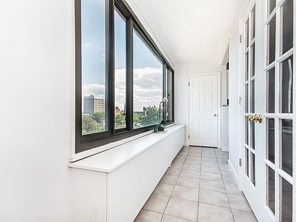 2 bed, 1 bath apartment for rent at 280 Harvard St Unit 6D, Central Square — photo 4 of 19